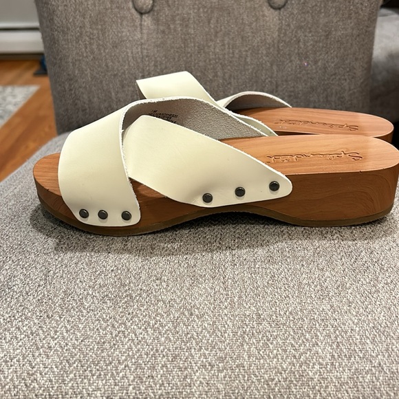 Splendid Platform Sandal - Picture 3 of 5